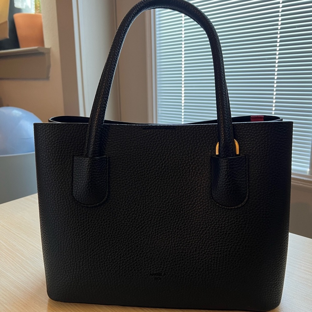 Elegant Black Leather Tote Bag